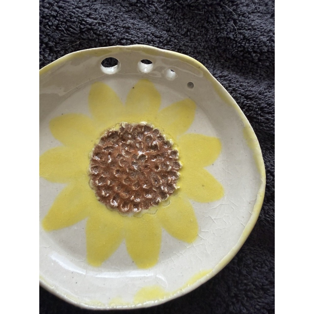Handmadeโ sunflower trinket soap dish decor, 4.5"